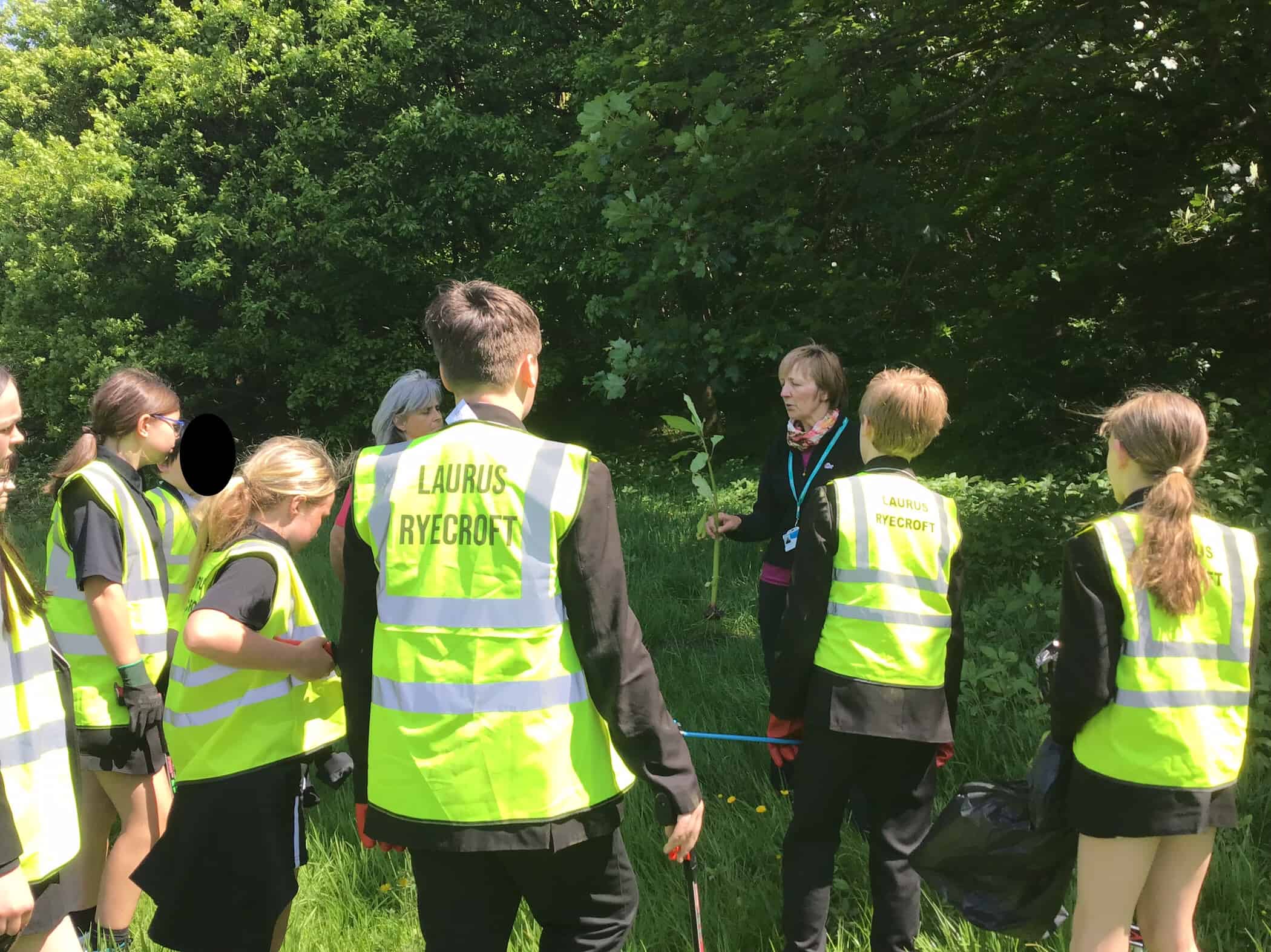 Laurus Ryecroft students take part in a litter pick as part of their active citizenship mission