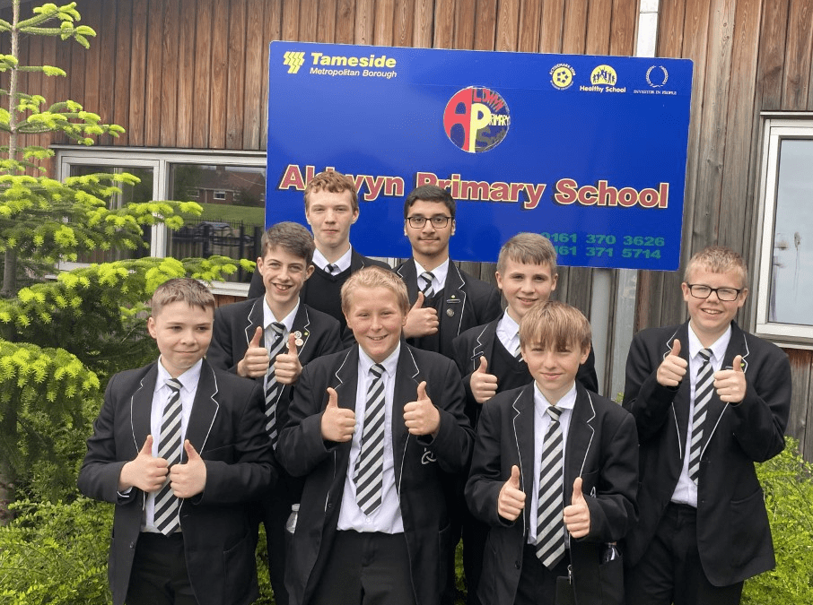 Computing Ambassadors visit local Primary School to teach children about online safety